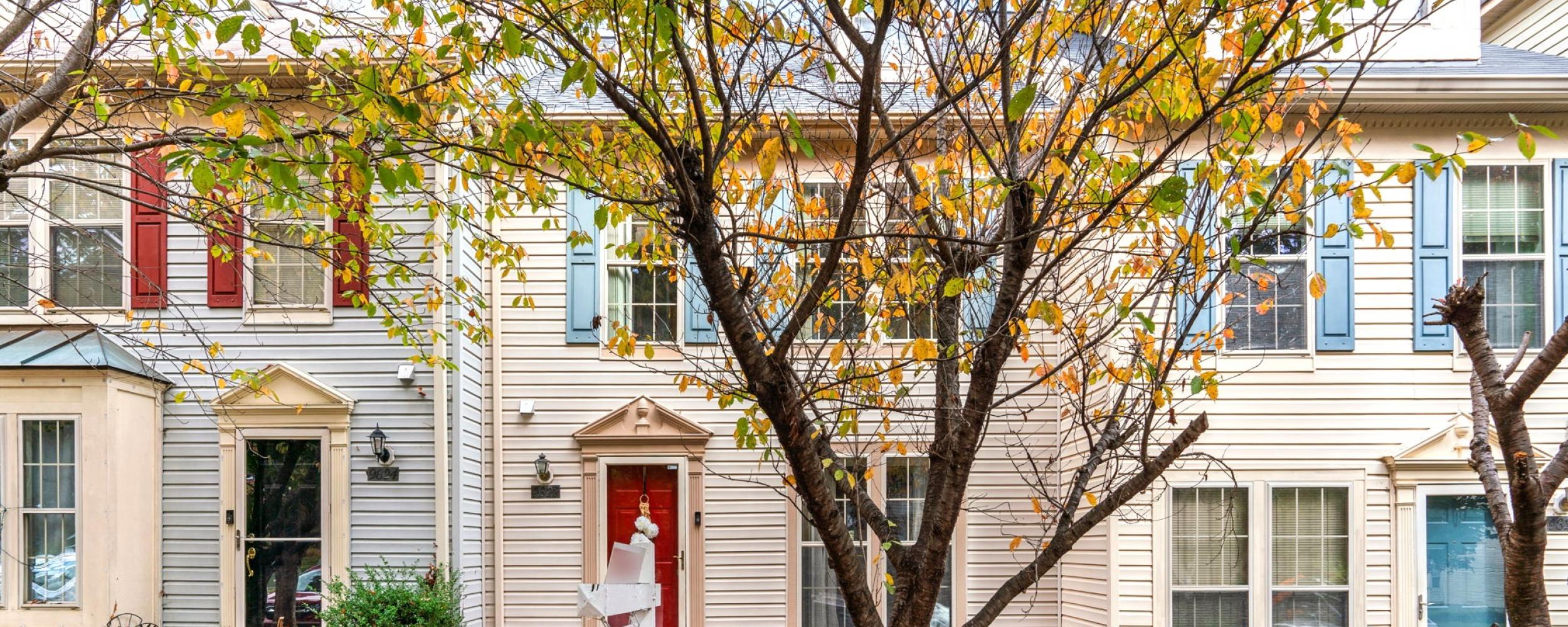 9822 Sherwood Farm Rd