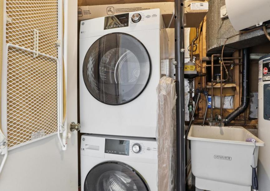 Laundry/Storage Room