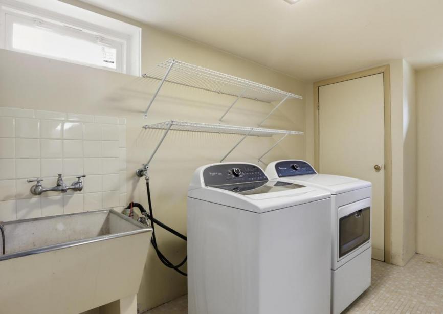 Laundry/Storage Room
