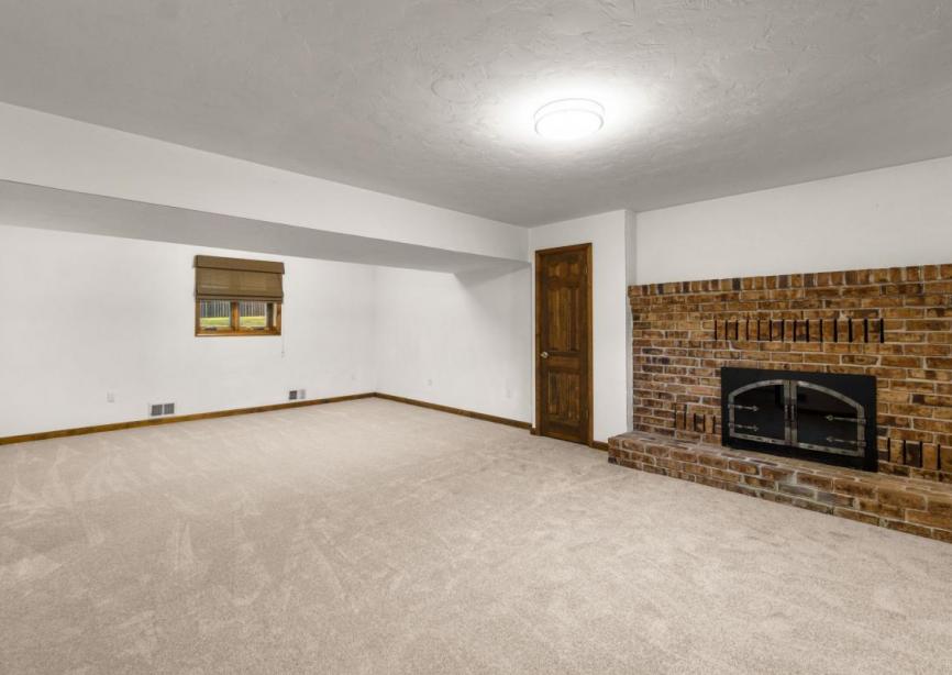 Basement Recreation Room