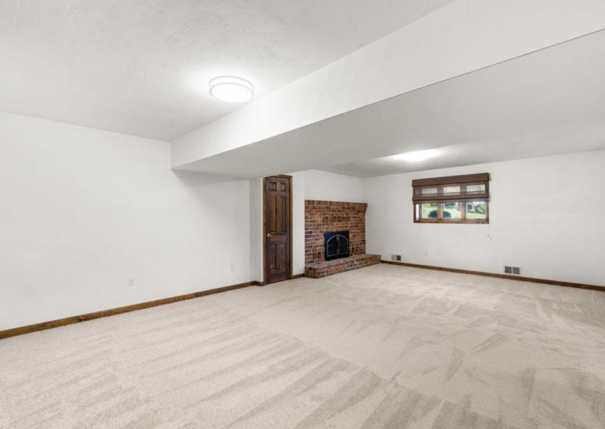 Basement Recreation Room