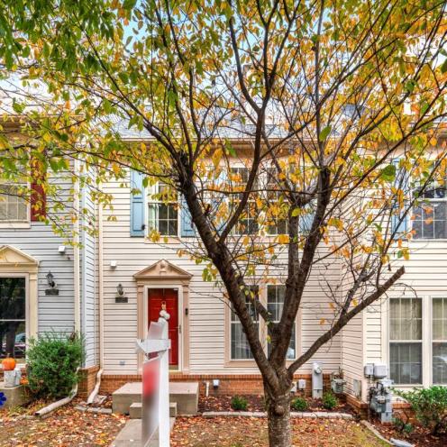 9822 Sherwood Farm Rd